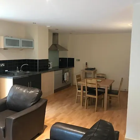 West One Panorama Apartment